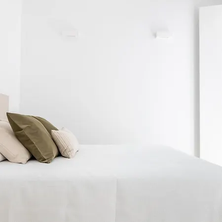 Apartment Villalobos By Time *